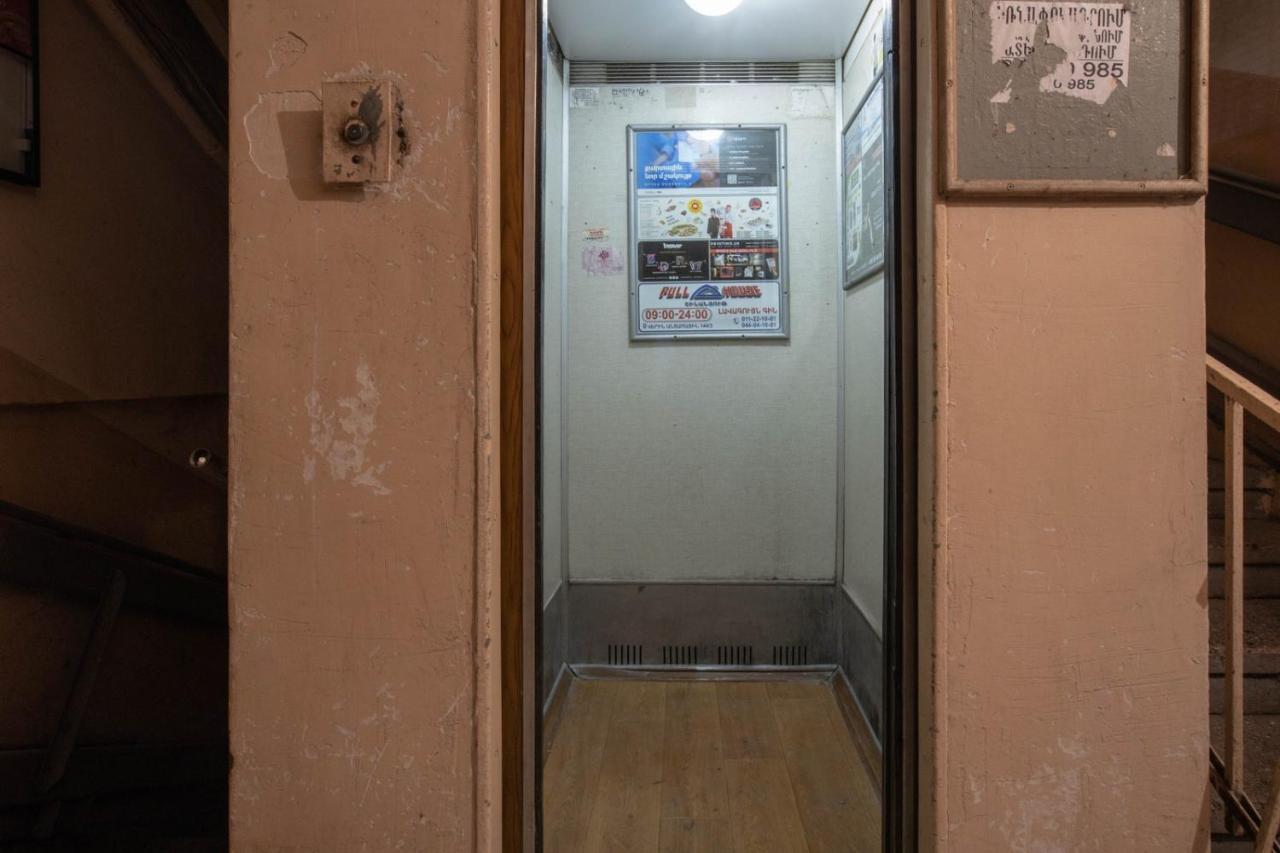 Stay Inn Apartments Near Northern Avenue Γιερεβάν Εξωτερικό φωτογραφία