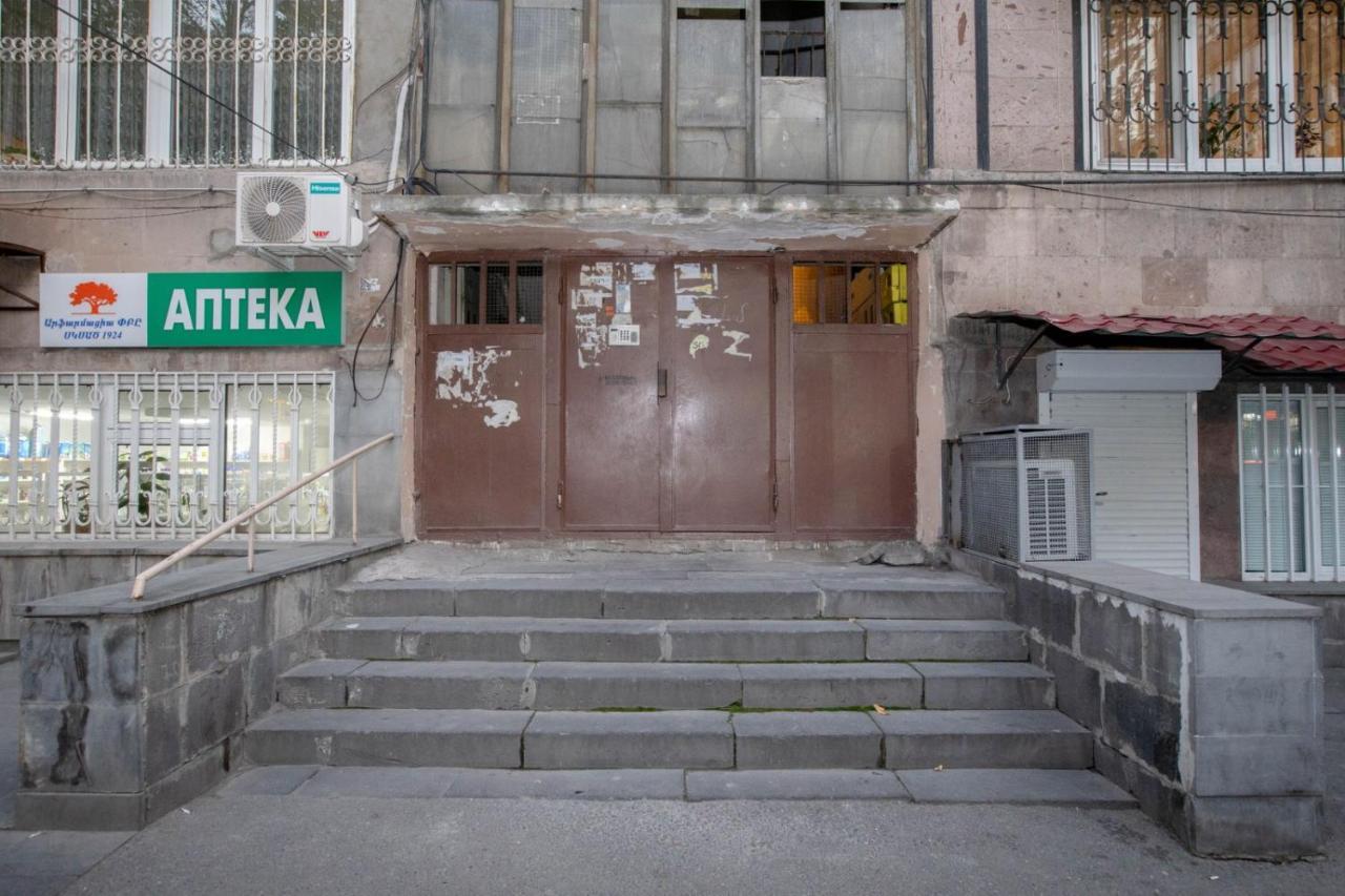 Stay Inn Apartments Near Northern Avenue Γιερεβάν Εξωτερικό φωτογραφία